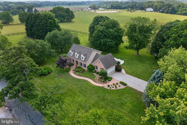 718 WHITEHALL BEACH RD, Annapolis, MD 21409