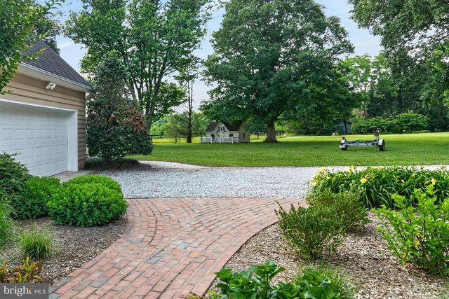 718 WHITEHALL BEACH RD, Annapolis, MD 21409