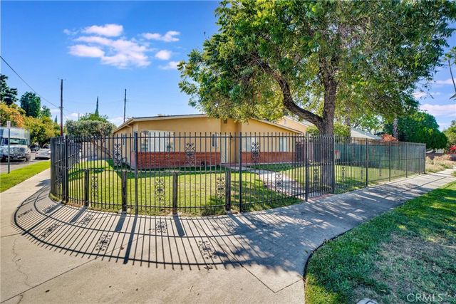 20300 Sherman Way, Winnetka, CA 91306