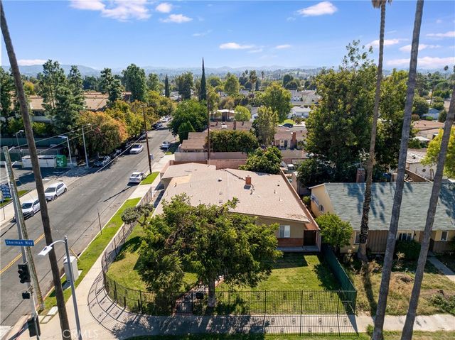20300 Sherman Way, Winnetka, CA 91306