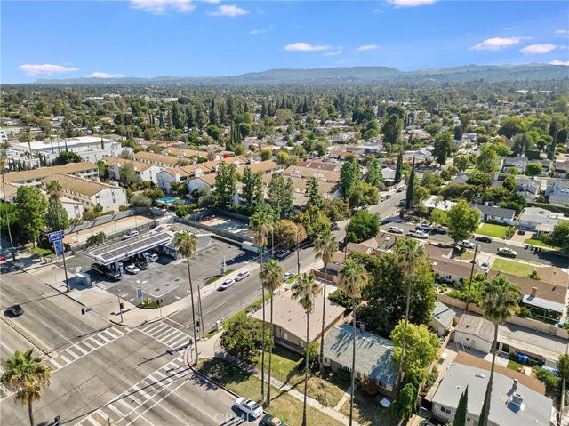 20300 Sherman Way, Winnetka, CA 91306