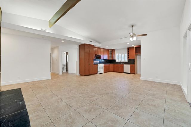 20300 Sherman Way, Winnetka, CA 91306