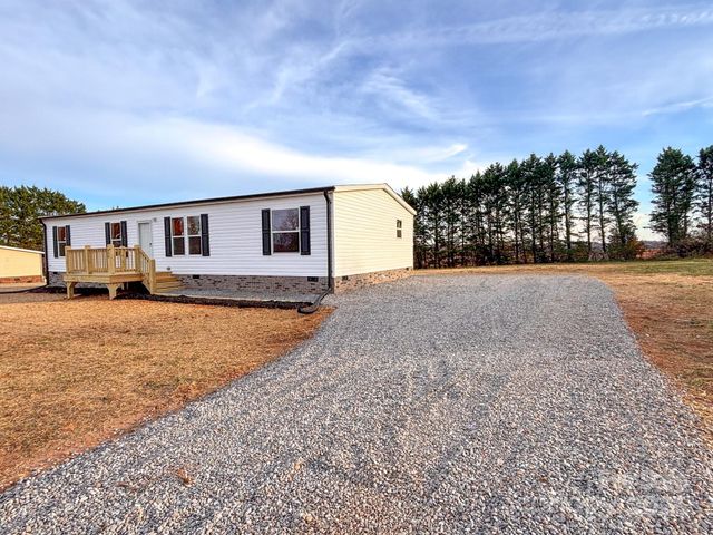 436 Taylorsville Mfg Road, Taylorsville, NC 28681