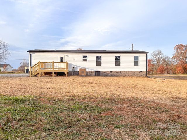 436 Taylorsville Mfg Road, Taylorsville, NC 28681