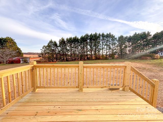 436 Taylorsville Mfg Road, Taylorsville, NC 28681