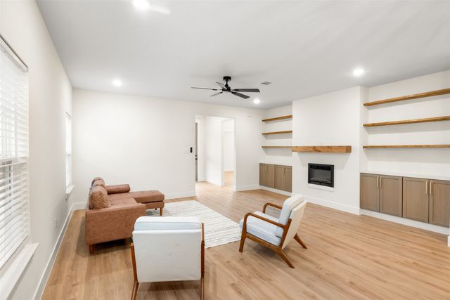 1804 Vincennes Street, Fort Worth, TX 76105