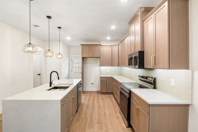 1804 Vincennes Street, Fort Worth, TX 76105