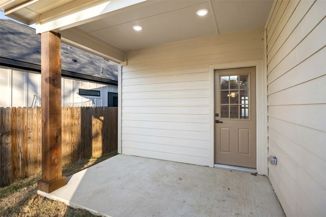 1804 Vincennes Street, Fort Worth, TX 76105