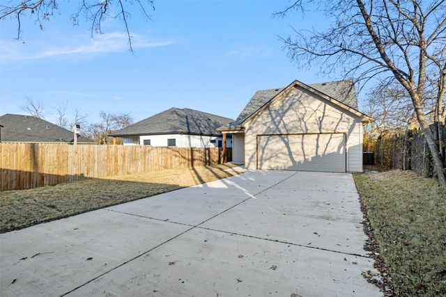 1804 Vincennes Street, Fort Worth, TX 76105