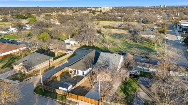 1804 Vincennes Street, Fort Worth, TX 76105