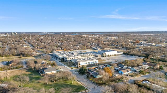 1804 Vincennes Street, Fort Worth, TX 76105