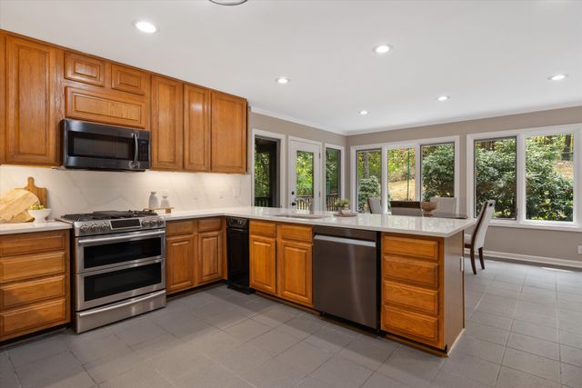 114 Forrest Valley Ct, Nashville, TN 37209