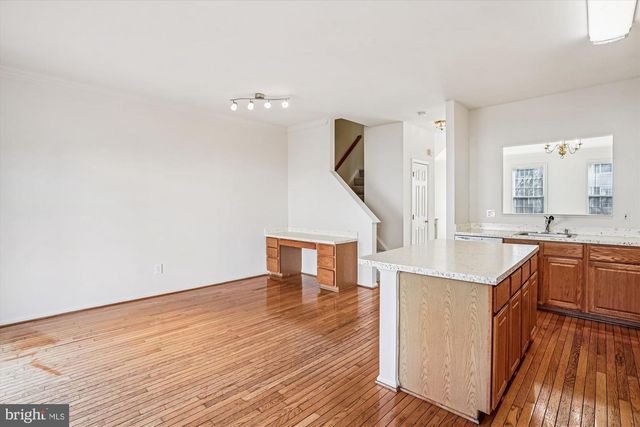 45482 PINE TRAIL TER, Sterling, VA 20164