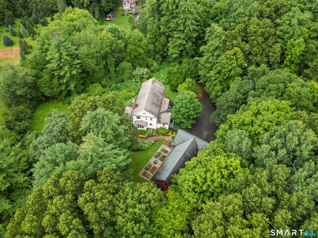 116 West Avon Road, Farmington, CT 06085