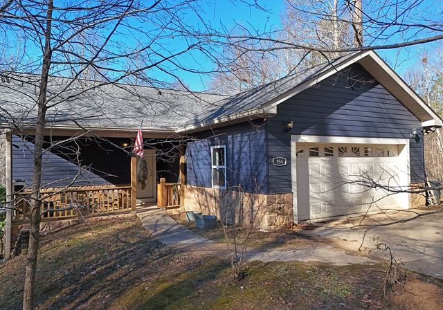 154 Hollyanne Pond, Hayesville, NC 28904
