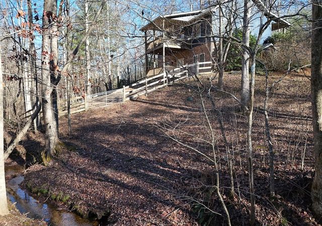 154 Hollyanne Pond, Hayesville, NC 28904