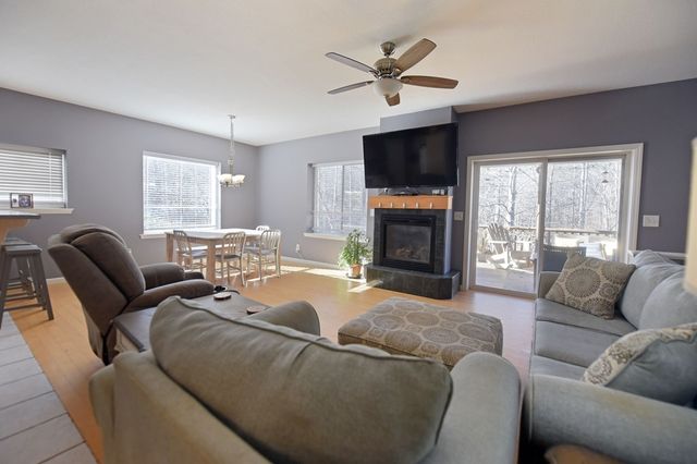 154 Hollyanne Pond, Hayesville, NC 28904