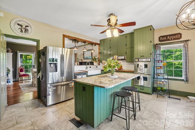 138 Woods End Road, Rutherfordton, NC 28139