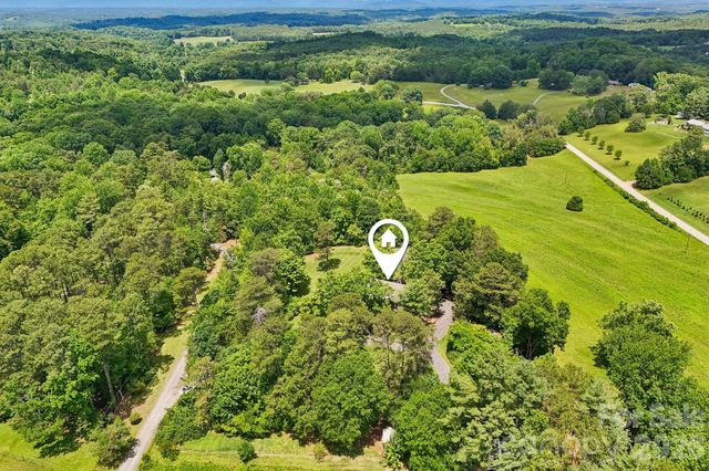 138 Woods End Road, Rutherfordton, NC 28139
