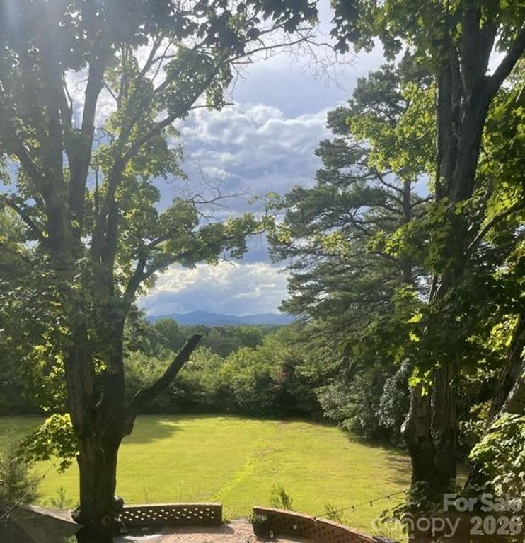 138 Woods End Road, Rutherfordton, NC 28139