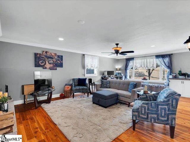 114 Casa Loma Drive, Taylors, SC 29687