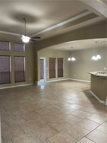 320 San Jose St, Portland, TX 78374