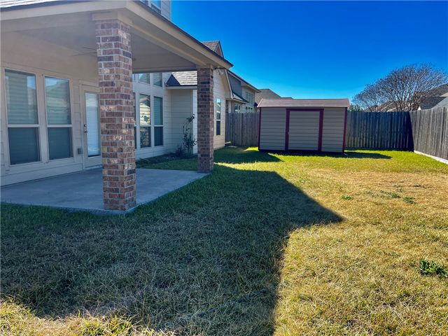 320 San Jose St, Portland, TX 78374