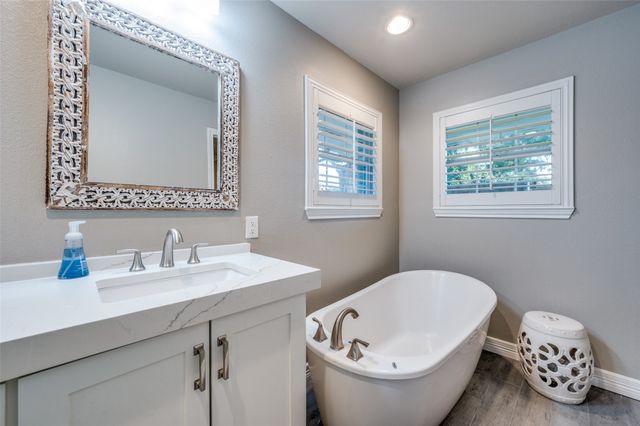 12106 Landlock Drive, Dallas, TX 75218