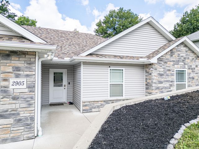 2905 N GARTH AVE, Columbia, MO 65202
