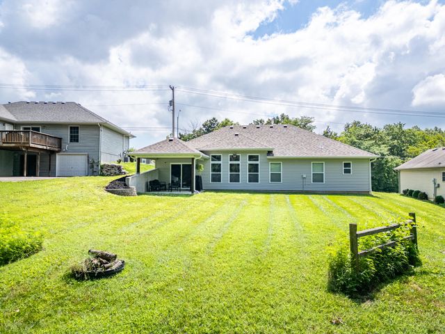 2905 N GARTH AVE, Columbia, MO 65202