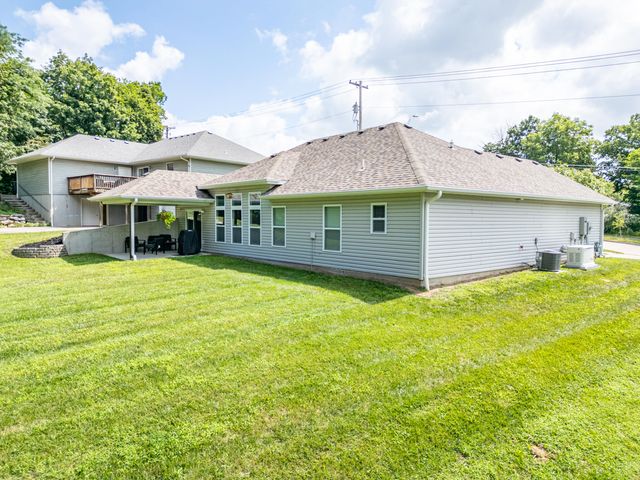2905 N GARTH AVE, Columbia, MO 65202