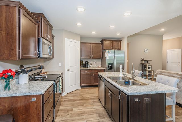 2905 N GARTH AVE, Columbia, MO 65202