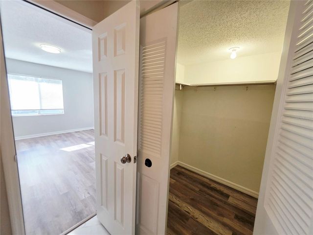 7604 ABBEY LANE 214, Tampa, FL 33617