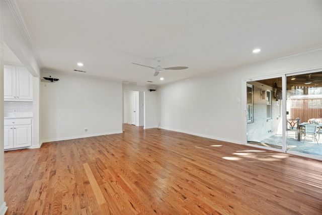 5820 Forest Lane, Dallas, TX 75230