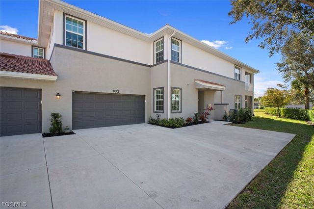 12000 santaluz DR 203, Fort Myers, FL 33913