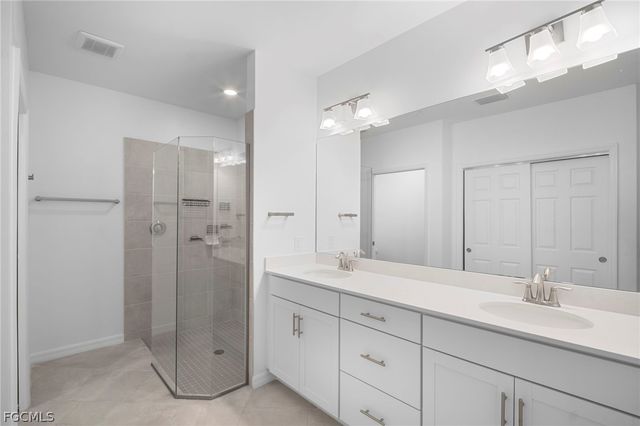 12000 santaluz DR 203, Fort Myers, FL 33913