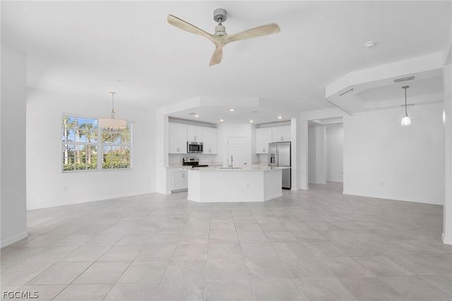 12000 santaluz DR 203, Fort Myers, FL 33913