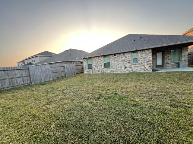 5122 Whispering River Drive, Katy, TX 77493