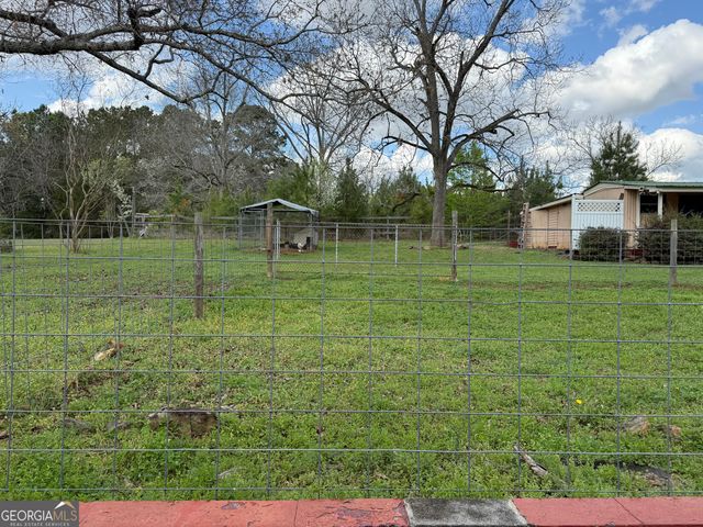 807 Triune Mill Road, Thomaston, GA 30286