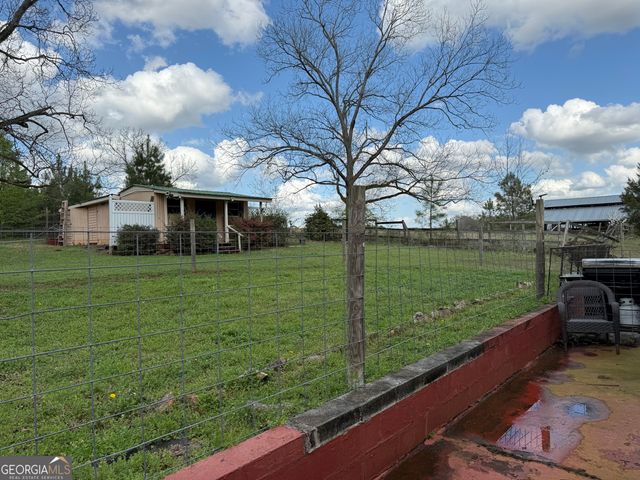 807 Triune Mill Road, Thomaston, GA 30286