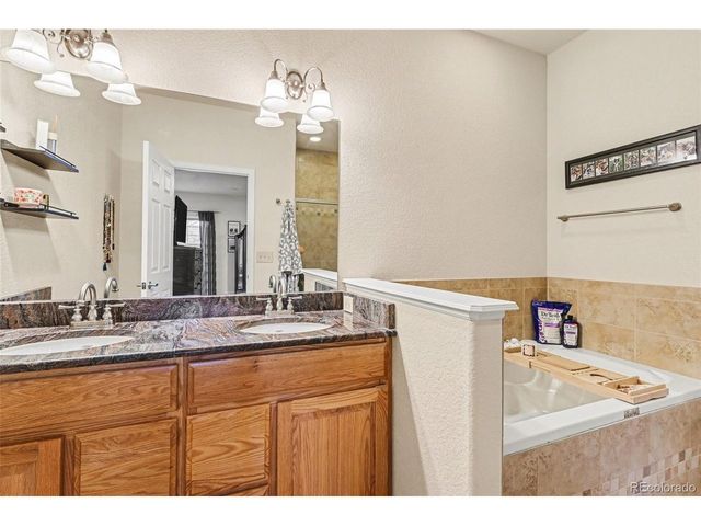 6735 W Yale Ave, Lakewood, CO 80227