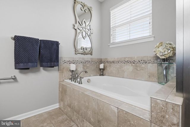 215 MONUMENT DR, Boonsboro, MD 21713