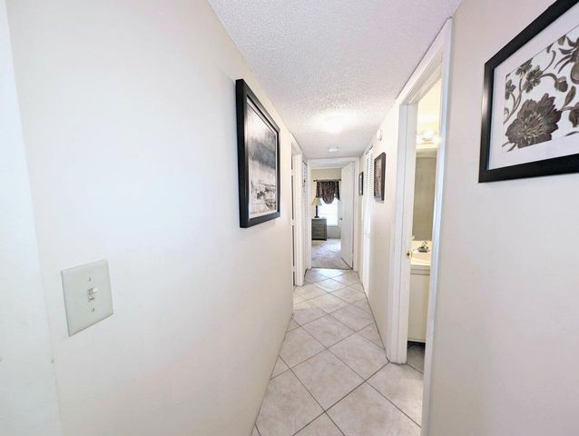 7515 S Oriole Boulevard 203, Delray Beach, FL 33446
