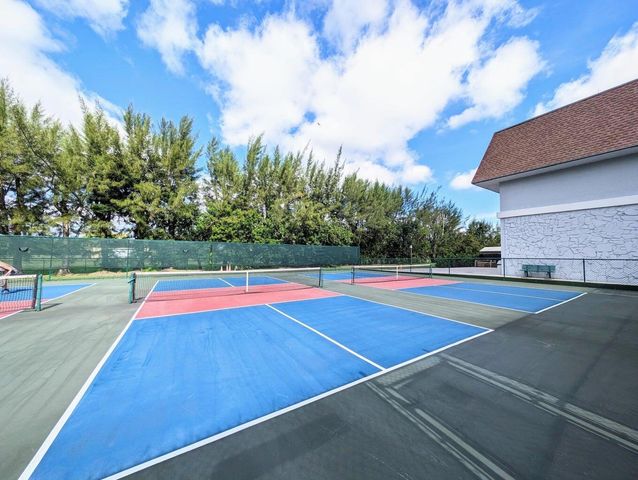 7515 S Oriole Boulevard 203, Delray Beach, FL 33446