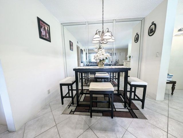7515 S Oriole Boulevard 203, Delray Beach, FL 33446