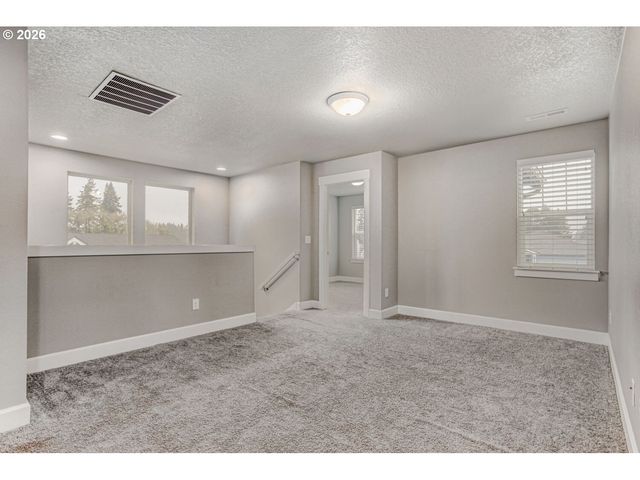 11620 Nw 2ND Ct, Vancouver, WA 98660