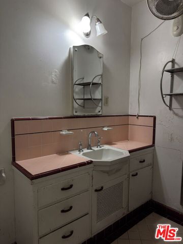 4915 Gambier Street, Los Angeles, CA 90032