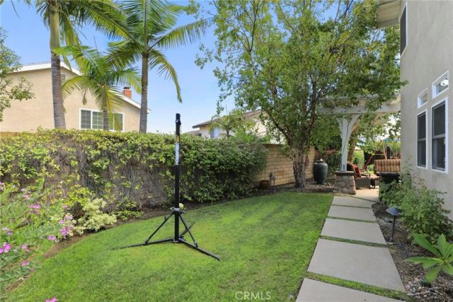 6021 E Paseo Rio Azul, Anaheim Hills, CA 92807