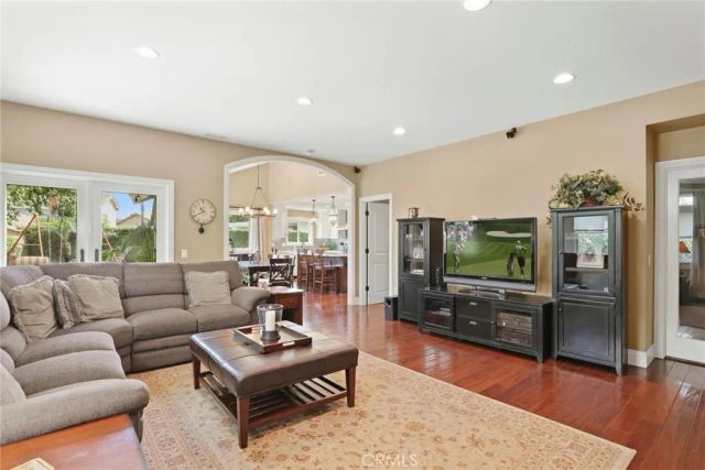 6021 E Paseo Rio Azul, Anaheim Hills, CA 92807