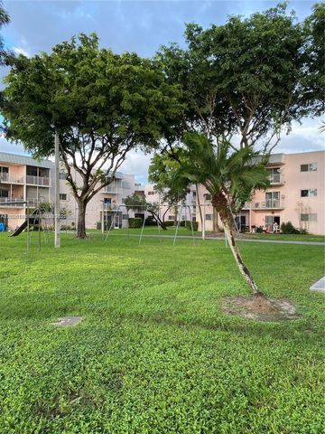 11307 SW 200th St 106-B, Miami, FL 33157
